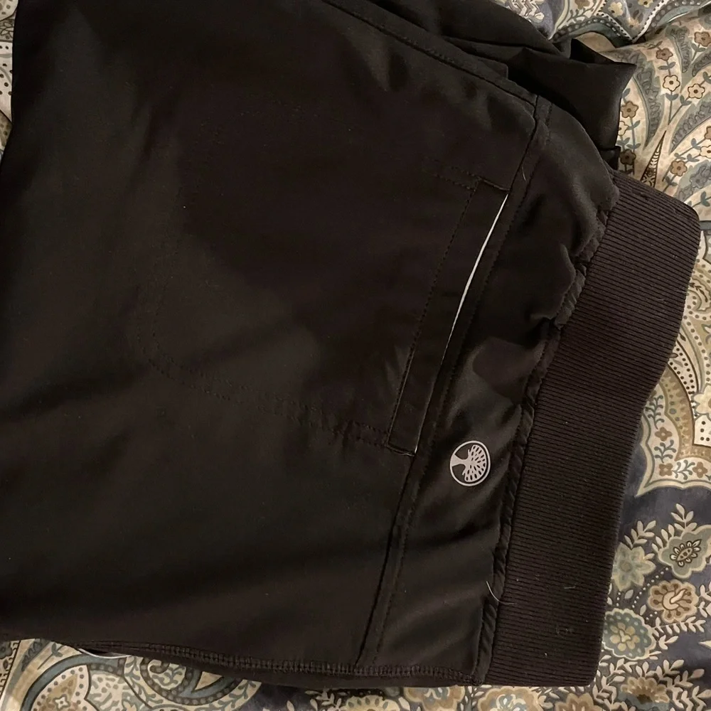 Performance Sport scrubs by HH360 XL top, L bottom - Picture 6 of 16